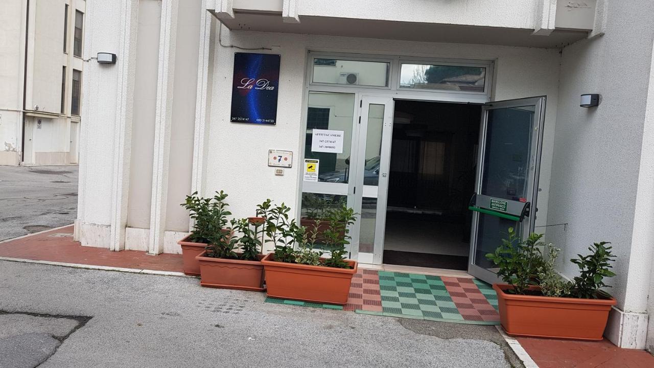 La Dea Hotel Pisa Bagian luar foto