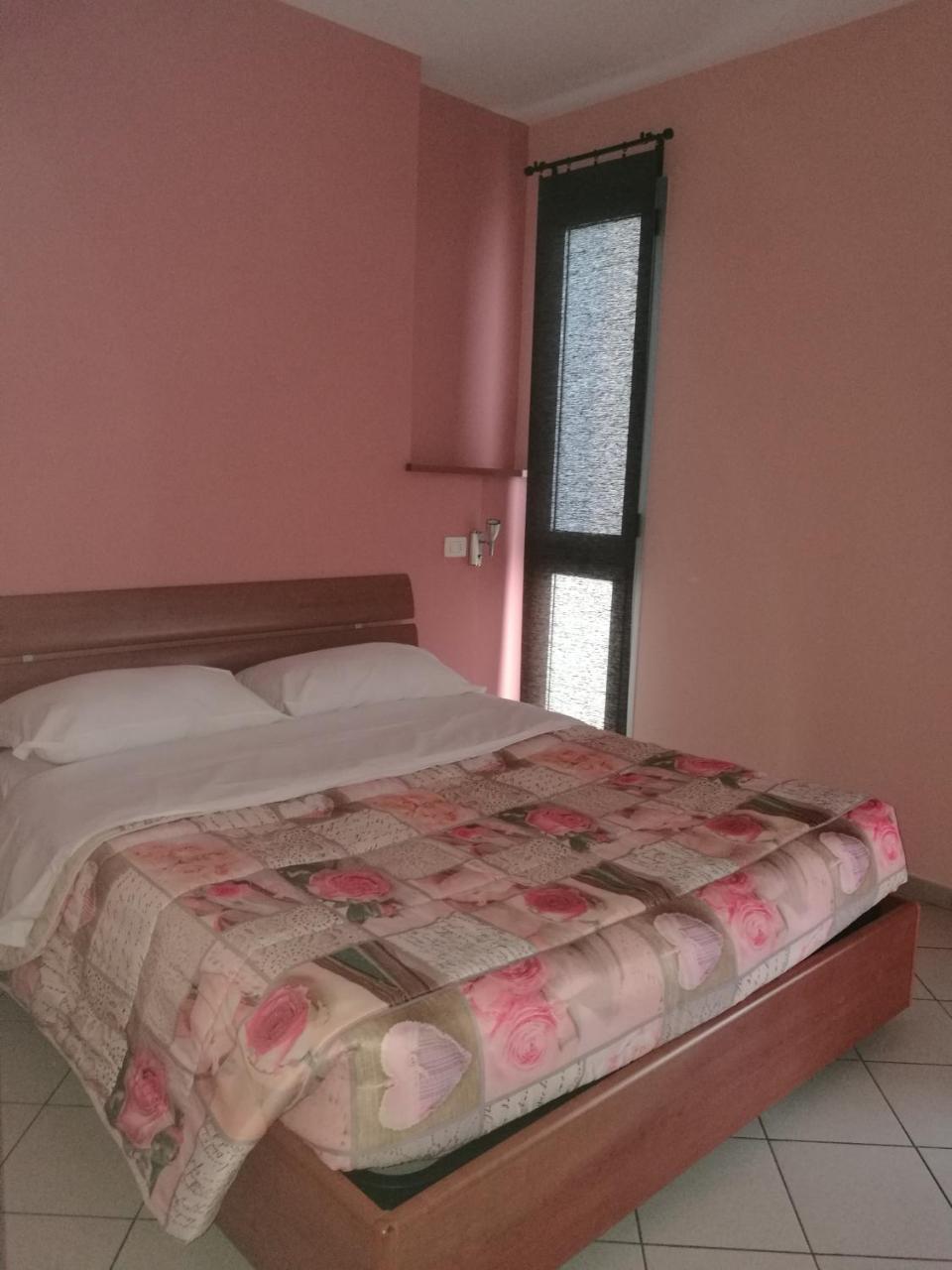 La Dea Hotel Pisa Bagian luar foto