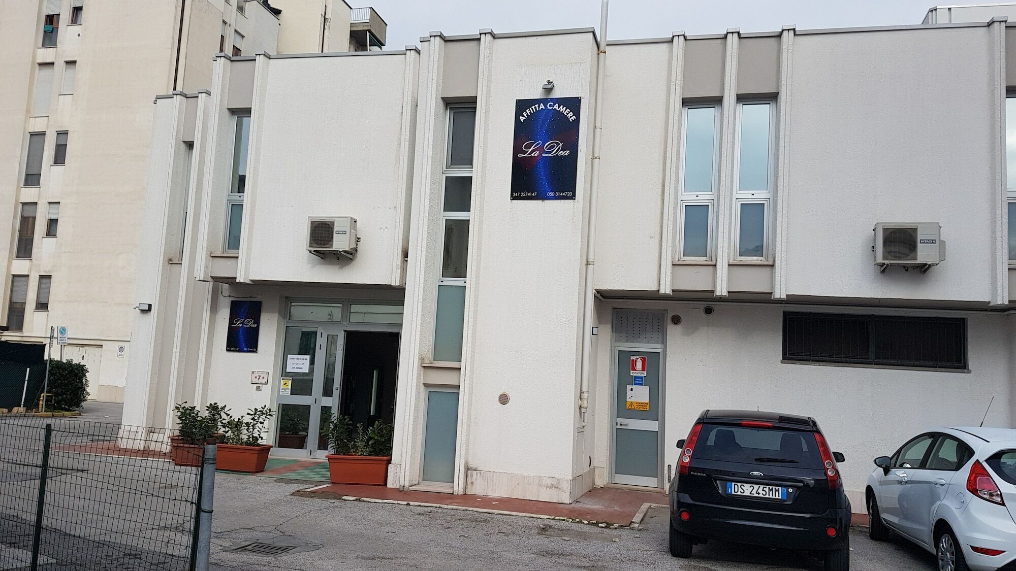 La Dea Hotel Pisa Bagian luar foto